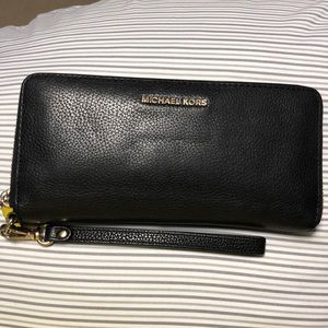 Michael Kors Black Wristlit